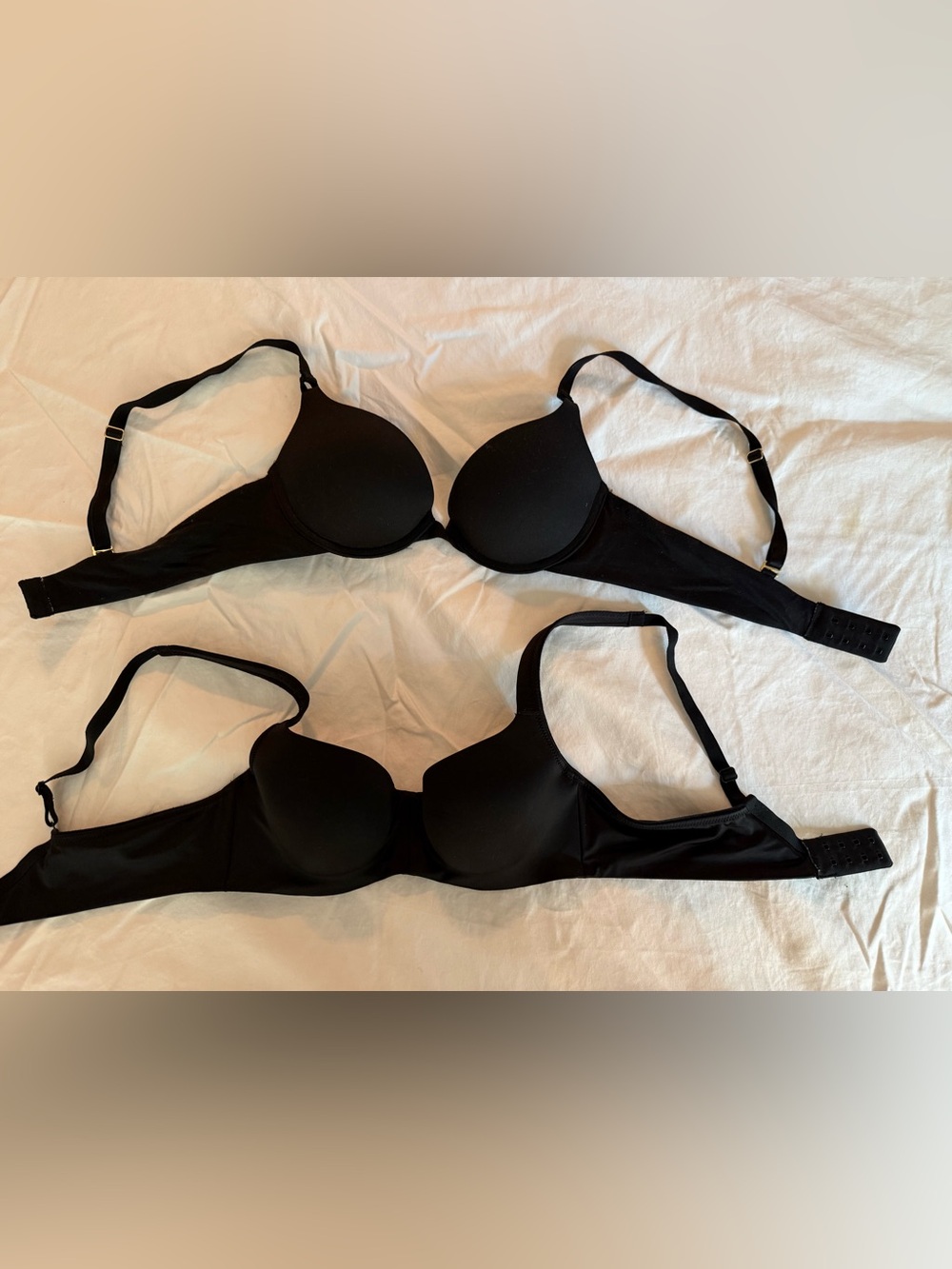 Soma Bras- lot of 2 34a